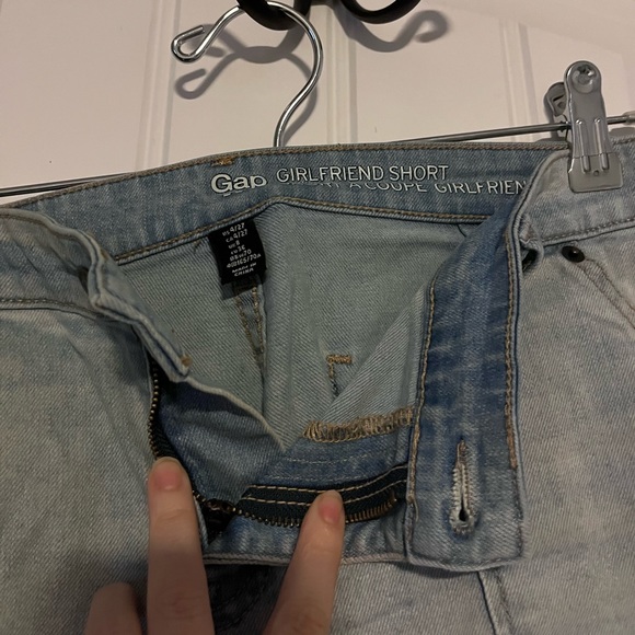 EUC Gap Girlfriend Jean Cut-offfs - Picture 3 of 3